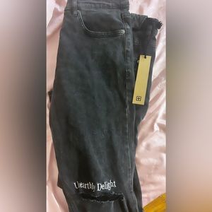 KSUBI CHITCH++Mid-long rise slim tapered leg ( full length) skinny fit. size 32.